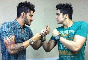 ” #MMASertanejo ” foi a legenda da foto que Luan Santana e Gusttavo Lima divulgaram no twitter,via Instagram, na madrugada ...