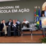 O ministro da Agricultura, Antônio Andrade (PMDB-MG) afirmou nesta última segunda, dia 29, que a prioridade do Plano Agrícola 2013/2014 ...