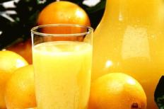 As exportações brasileiras de suco de laranja aumentaram em agosto. Segundo dados do Ministério do Desenvolvimento, Indústria e Comércio Exterior ...