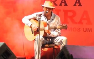 Confira abaixo o vídeo de Almir Sater tocando “O Vento e o Tempo”, um country/blues de primeira! Apresentação no “Movimento 1% para a Cultura” realizado em Campo Grande (MS) no dia 11/04/12.