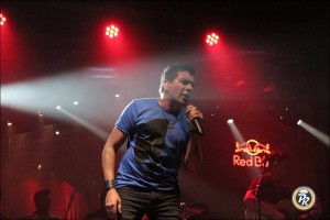 O cantor Paulinho Reis mais uma vez sacudiu o público mineiro nesse final de semana. Na última quinta-feira (8), o ...