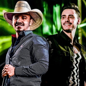 Vazou nessa semana, na internet, duas músicas da dupla sertaneja Brenno e Matheus. Uma delas é a releitura da moda Coice de Mula, a primeira música de trabalho da dupla que foi lançada em 2016, já a moda Bubum no Chão ...