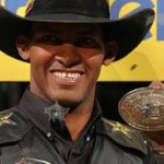 Valdiron de Oliveira ganha etapa PBR de Fresno (CA). Literalmente, neste sábado, dia 19 de março, os competidores brasileiros entraram ...