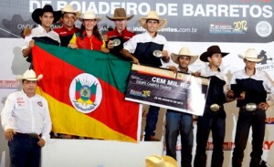 Festa do Peão de Barretos termina com sucesso total Evento contou com grande público na Arena de Rodeio. Time do ...