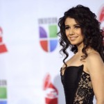 Paula Fernandes afirma que nunca pousaria nua A cantora Paula Fernandes afirmou a revista “Dia-a-Dia”, do jornal “Diário do Grande ...