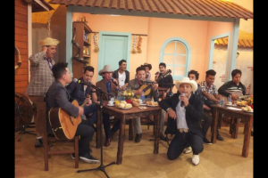 Neste domingo, 7, Di Paullo e Paulino estarão se apresentando no Programa Terra da Padroeira. A dupla cantou algumas músicas, entre elas a nova de trabalho, “Ponto Final”, e participou da roda de viola ao lado de João Neto e ...