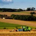 O setor de máquinas agrícolas encerra o ano com saldo positivo nas vendas do mercado interno, com alta de 22% ...