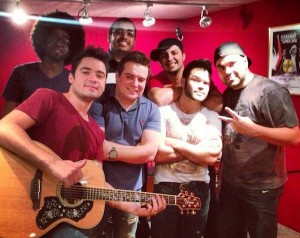 A dupla sertaneja Marcos e Belutti irá gravar, no dia 3 de julho, um DVD acústico, bem diferente dos dois ...