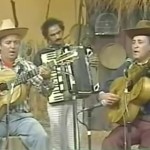 Veja a dupla Pedro Bento e Zé da Estrada cantando o seu primeiro grande sucesso, “Seresteiro da Lua”. Sertanejo Raiz ...