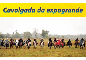 A Associação dos criadores de Mato Grosso do Sul (Acrissul) e a Federação dos clubes de laço de Mato Grosso do Sul convidam associados e amigos a participar no dia 27 de abril de uma cavalgada em comemoração ao lançamento ...