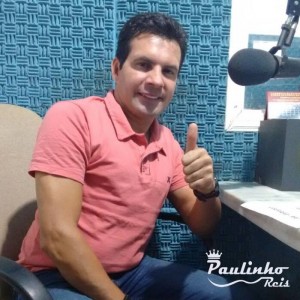 Com um contrato assinado recentemente pela Universal Music, o cantor e compositor Paulinho Reis está divulgando a sua atual música ...