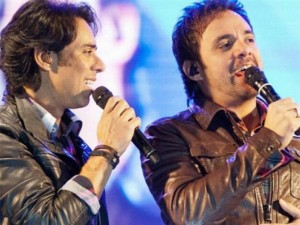 Guilherme e Santiago anunciam data para a gravação de novo DVD Em 2014, Guilherme e Santiago completaram vinte anos de carreira. Para comemorar a data, a dupla iniciou, no mesmo ano, um projeto que será finalizado no próximo mês de ...