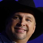 Faltam apenas alguns dias para a 60ª Festa do Peão de Barretos (SP) e o cantor norte-americano Garth Brooks está ...