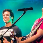 DVD de Guilherme e Santiago será gravado em Brasília A dupla Guilherme e Santiago está fazendo vinte anos de carreira ...