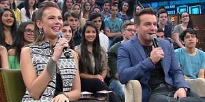 O sertanejo Bruno Belutti que se casou com a atriz Thaís Pacholek em novembro de 2014, há exatamente um ano atrás, revelou, junto de sua esposa, uma novidade  no último sábado (31), no programa “Altas Horas”, da rede Globo. “Estamos ...