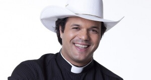 Depois de quase dois meses fora do ar, o padre sertanejo Alessandro Campos divulgou em sua página no facebook a chamada do seu novo programa. Padre Alessandro Campos na Rede Vida Foram vários os boatos que rolaram nos bastidores referentes a ...