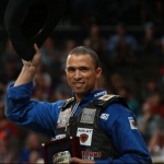 Etapa PBR de Jacksonville 2017 O competidor brasileiro Eduardo Aparecido, de Gouvelandia GO, continua sendo o destaque do início da temporada 2017 ...