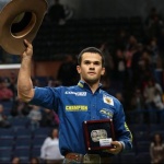 Etapa St. Louis da PBR 2017 O jovem competidor Kaique Pacheco venceu, no último final de semana, a Etapa St. Louis da ...