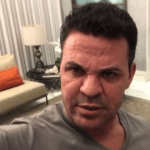 Em vídeo, Eduardo Costa justifica o pedido de auxílio para adquirir casa em Minas Gerais