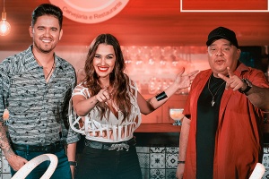 Cozumel – Janaynna lança sua nova música de trabalho! Está disponível a partir de hoje, 11 de outubro, o novo sucesso da cantora Janaynna, a música se chama “Cozumel”, com a participação especial da dupla Humberto & Ronaldo. “Foi a ...